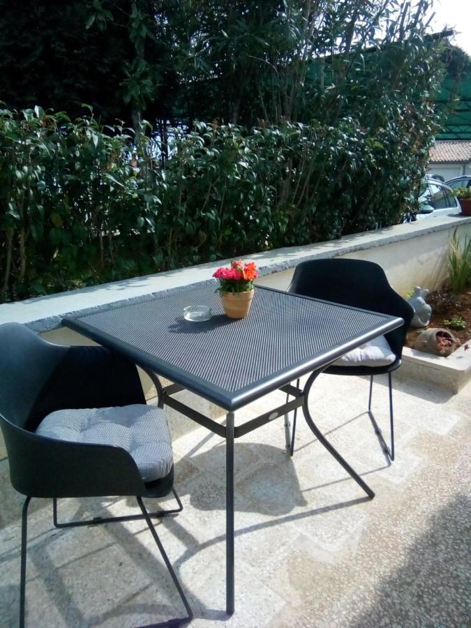 Apartments Radmila Porec Exterior photo