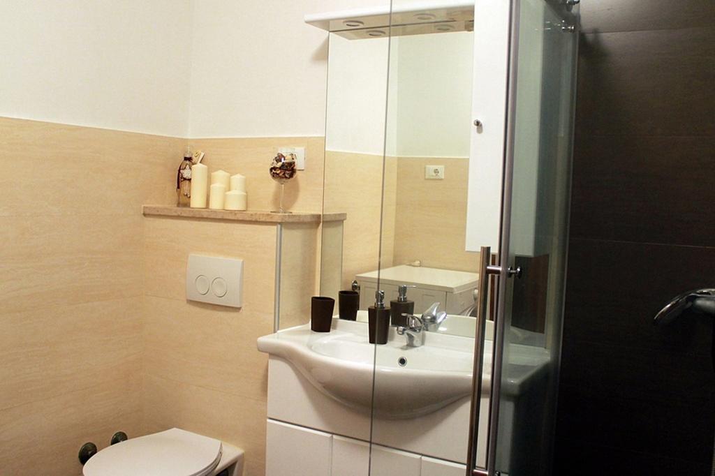 Apartments Radmila Porec Exterior photo